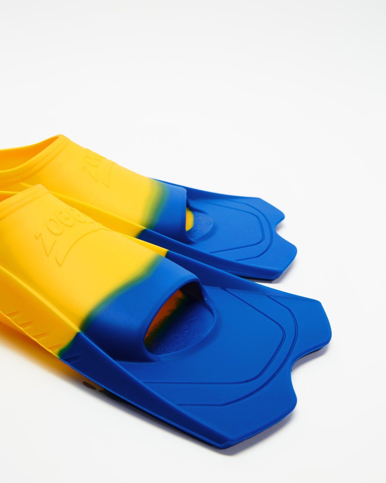 Zoggs Short Blade Ultra Fins - Size EU 37-38