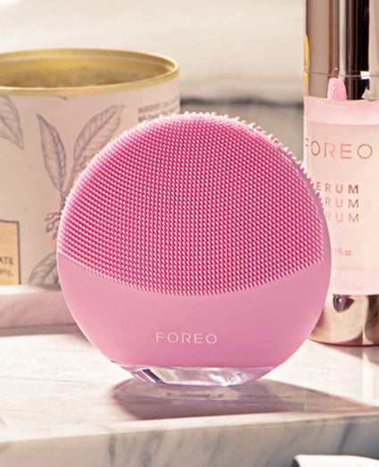 Buy  FOREO LUNA mini 3 Smart Facial Cleansing Massager Pearl Pink - at Best Price Online in Pakistan