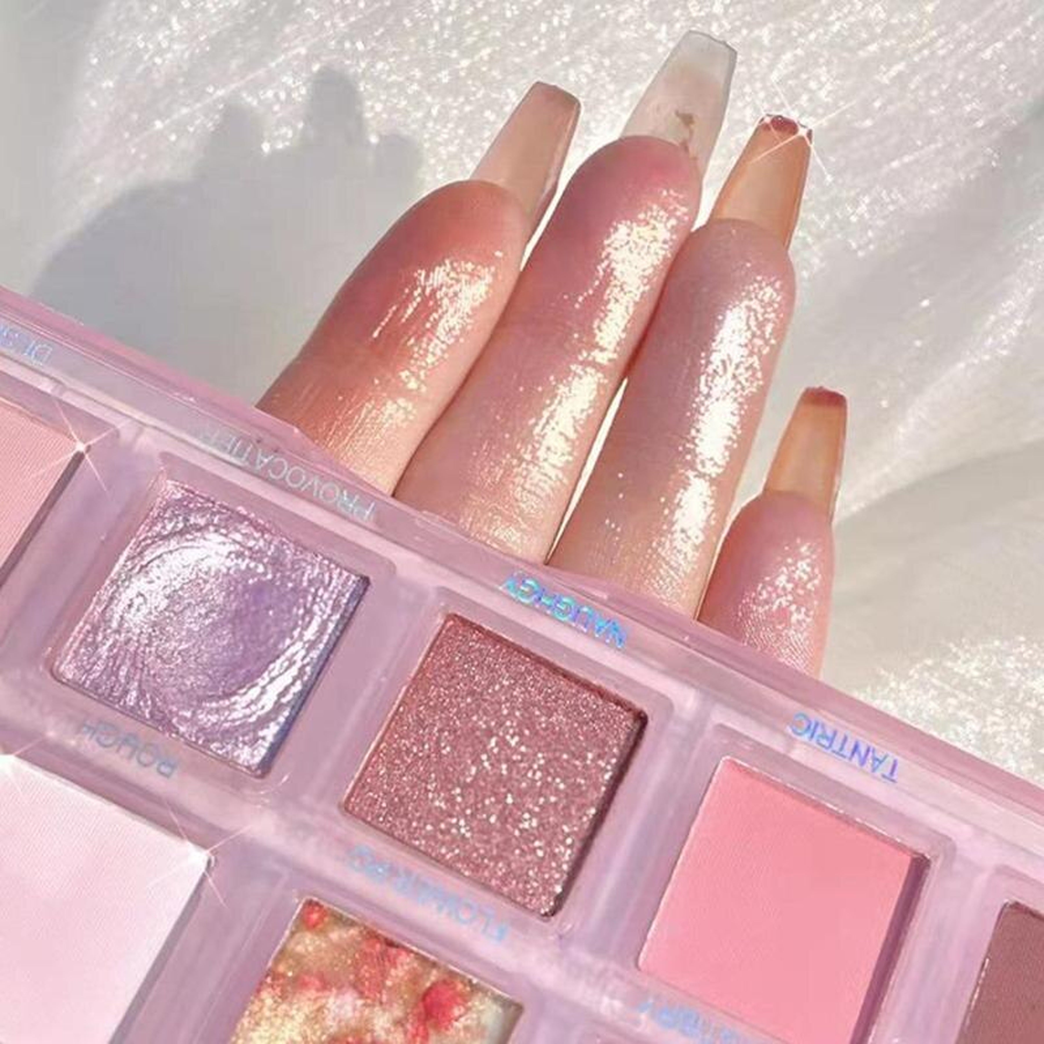 Buy  MUICIN - Pink Rose Quartz Eyeshadow Palette - at Best Price Online in Pakistan