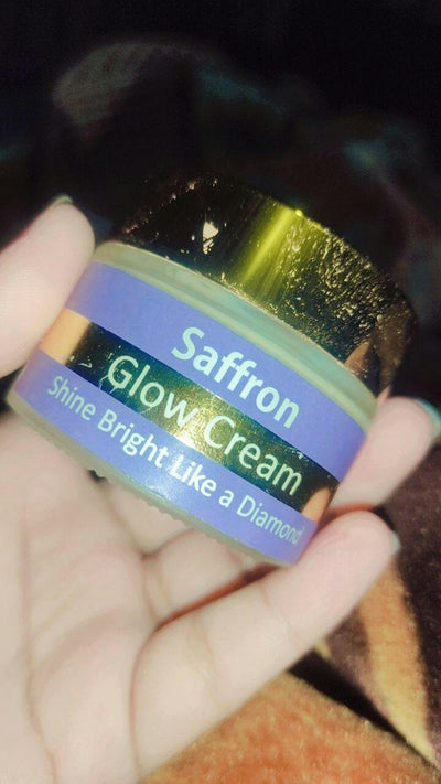 Buy  SL Basics Saffron Glow Face Cream - 50g - at Best Price Online in Pakistan