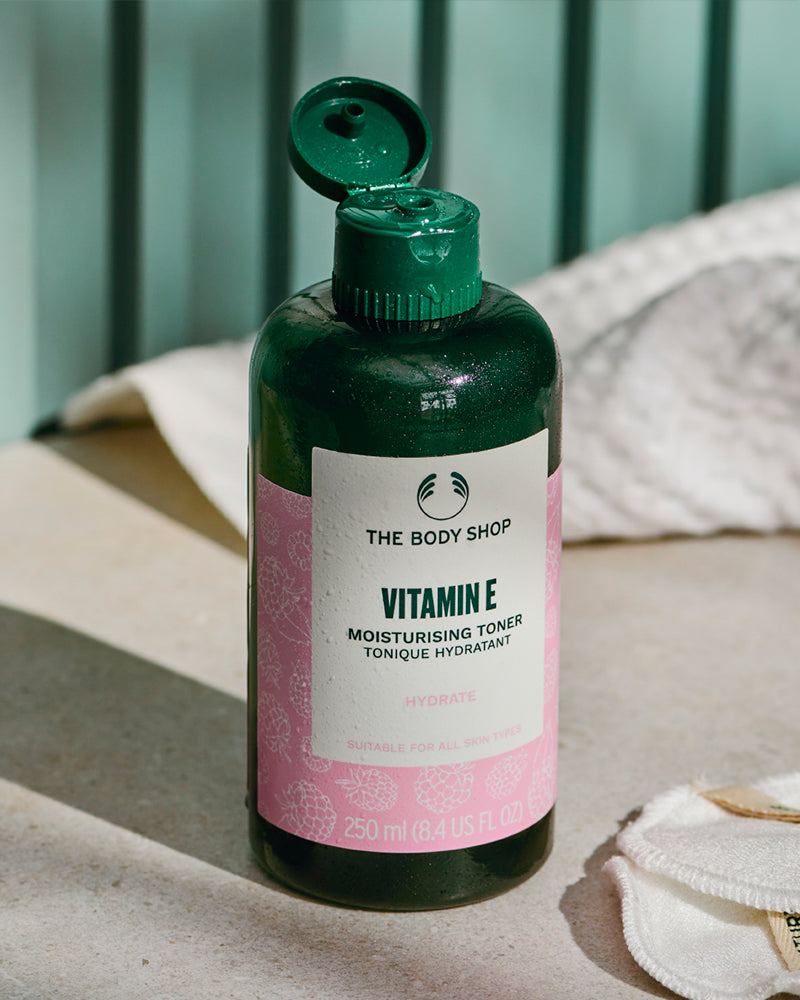 Buy  Vitamin E Hydrating Toner - at Best Price Online in Pakistan